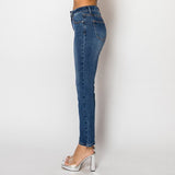 SLIM STRAIGHT JEANS