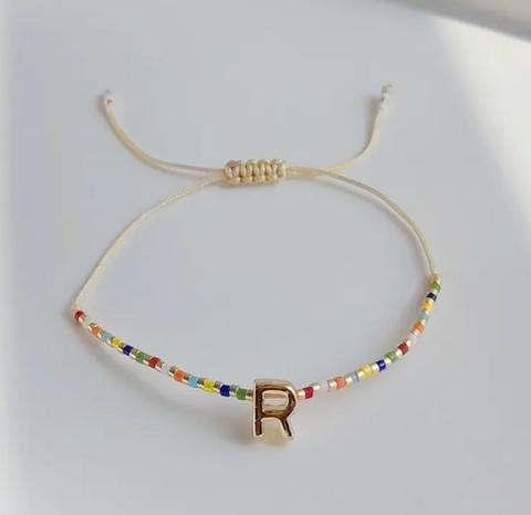 PULSERA LETRA R