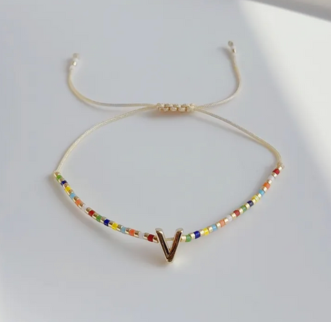 PULSERA LETRA V